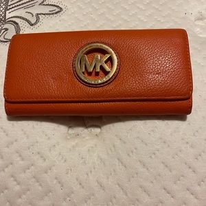 Mi heal Kors wallet
